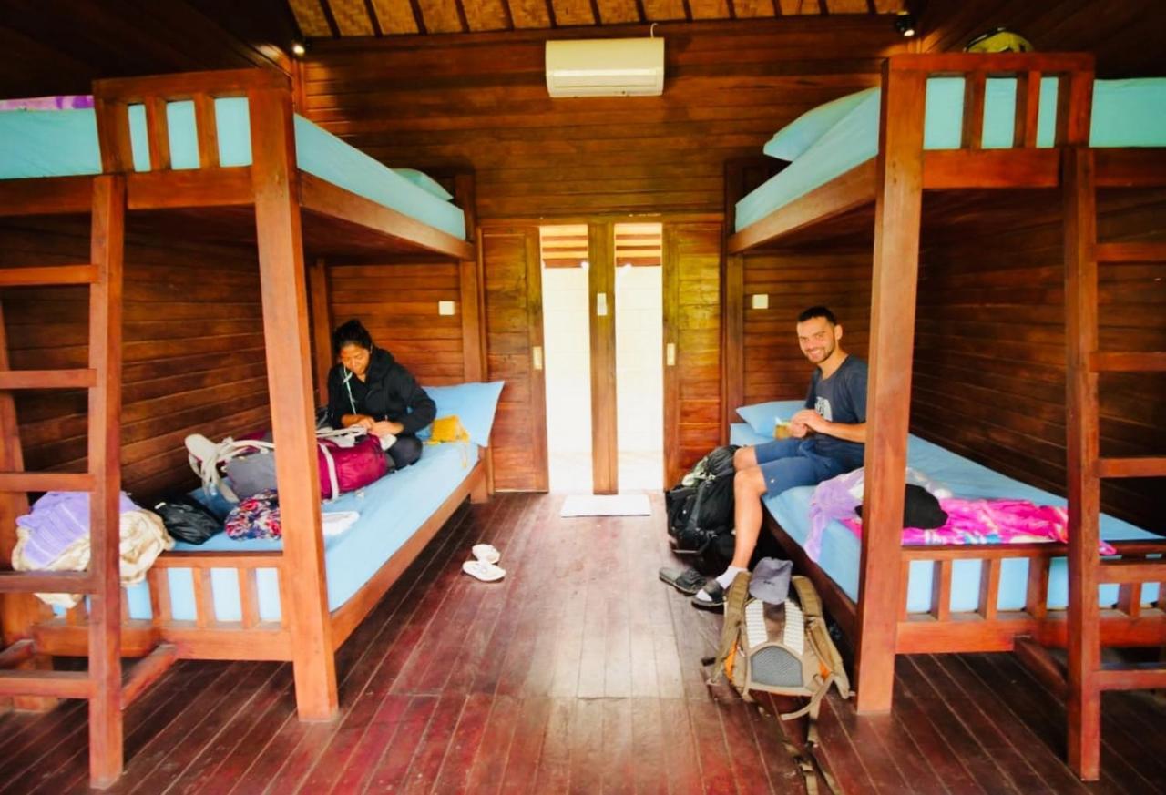 Titi Hostel Nusa Lembongan  Bagian luar foto