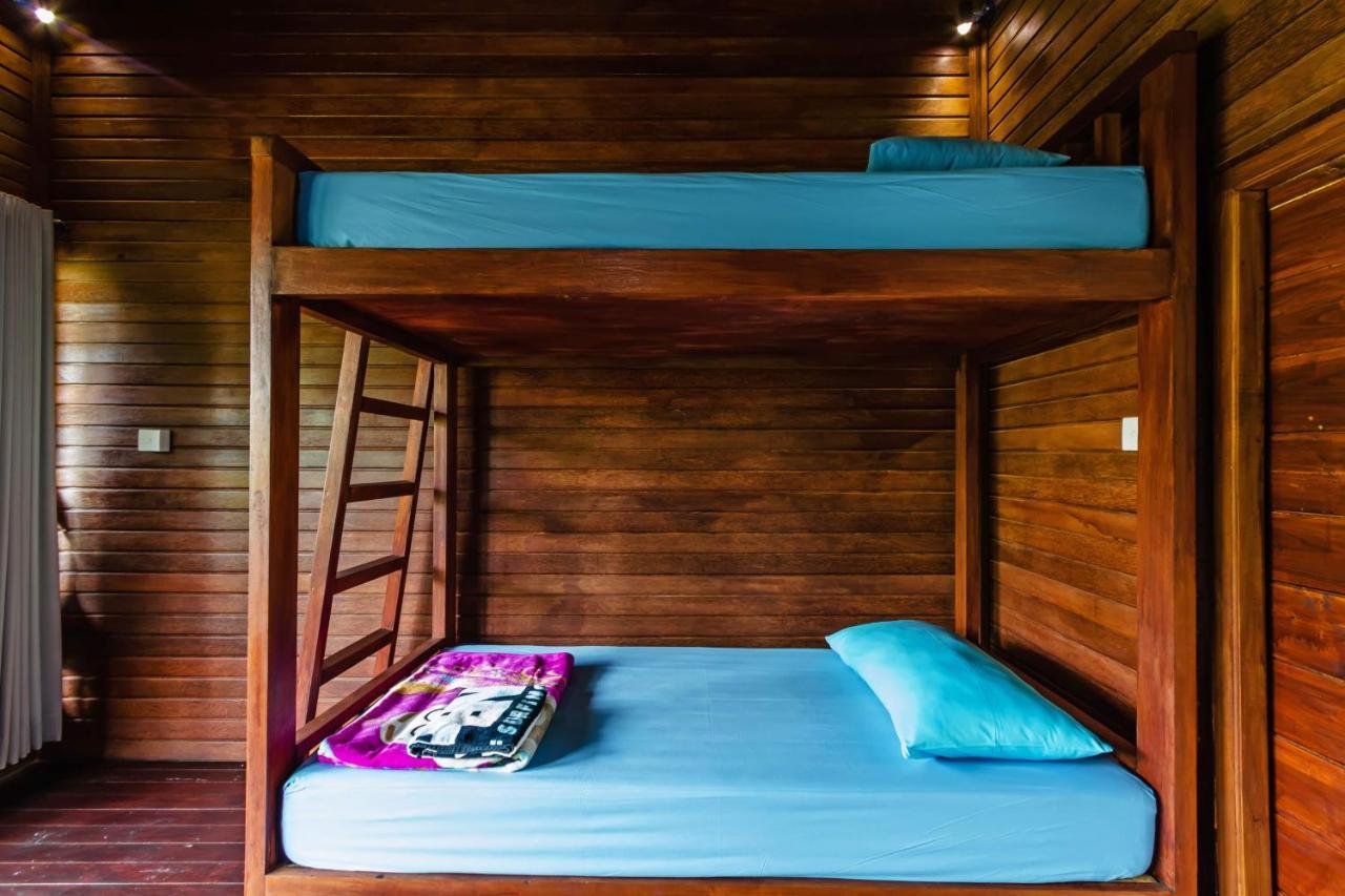 Titi Hostel Nusa Lembongan  Bagian luar foto