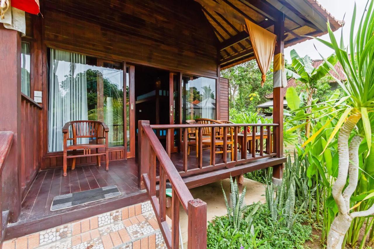 Titi Hostel Nusa Lembongan  Bagian luar foto